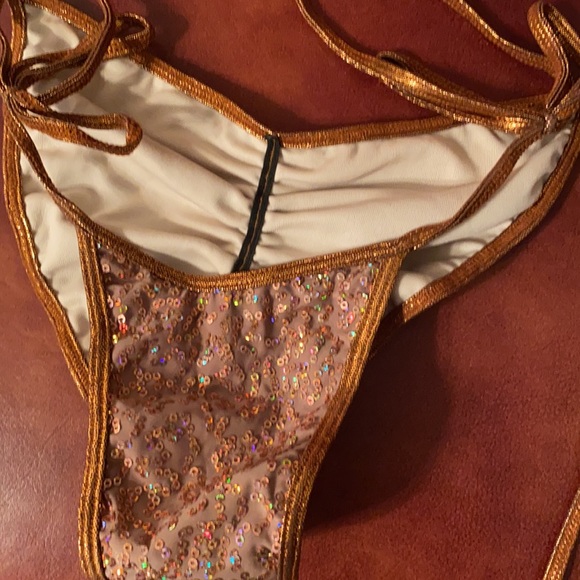 Bronze sequin bikini - Picture 3 of 4